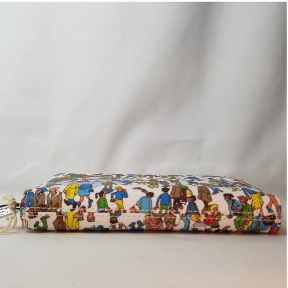 Loungefly Where’s Waldo All-Over Print Zip Around Wallet NWT - Picture 3 of 5